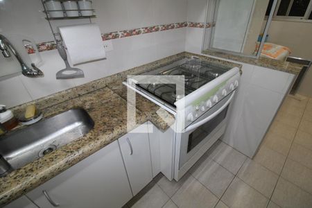 Apartamento à venda com 76m², 3 quartos e 2 vagasCozinha