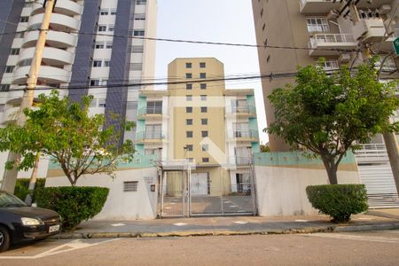 Apartamento para alugar com 80m², 2 quartos e 1 vaga Apartamento para alugar com 80m², 2 quartos e 1 vagaFachada