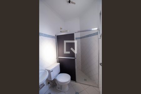 Apartamento para alugar com 80m², 2 quartos e 1 vaga Apartamento para alugar com 80m², 2 quartos e 1 vagaBanheiro da Suíte 2