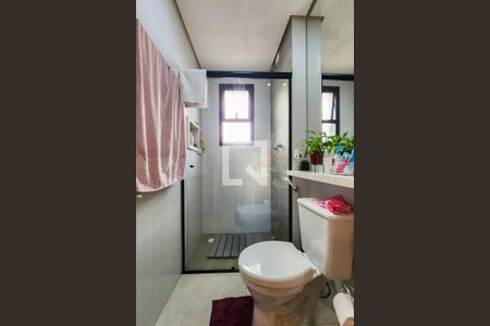 Apartamento à venda com 65m², 2 quartos e 2 vagas Apartamento à venda com 65m², 2 quartos e 2 vagasBanheiro da Suíte