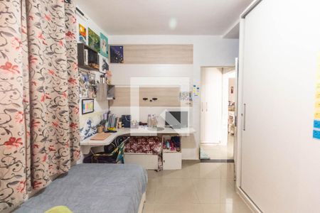 Casa à venda com 270m², 3 quartos e 3 vagas Casa à venda com 270m², 3 quartos e 3 vagasQuarto 1