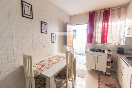 Casa à venda com 270m², 3 quartos e 3 vagas Casa à venda com 270m², 3 quartos e 3 vagasCozinha