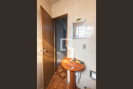 Casa à venda com 270m², 3 quartos e 3 vagas Casa à venda com 270m², 3 quartos e 3 vagasBanheiro de serviço