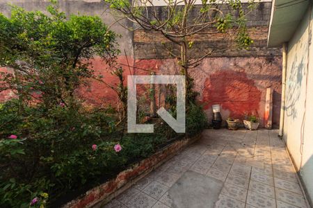 Casa à venda com 270m², 3 quartos e 3 vagas Casa à venda com 270m², 3 quartos e 3 vagasJardim