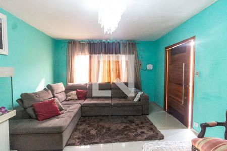 Casa à venda com 270m², 3 quartos e 3 vagas Casa à venda com 270m², 3 quartos e 3 vagasSala