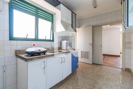 Apartamento para alugar com 119m², 3 quartos e 2 vagas Apartamento para alugar com 119m², 3 quartos e 2 vagasCozinha