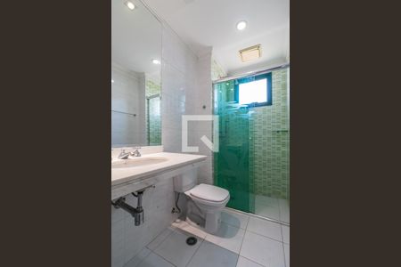 Apartamento para alugar com 119m², 3 quartos e 2 vagas Apartamento para alugar com 119m², 3 quartos e 2 vagasBanheiro