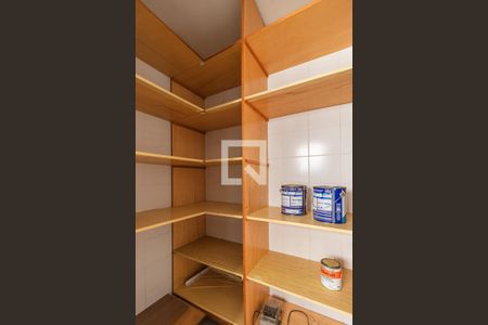Apartamento para alugar com 119m², 3 quartos e 2 vagas Apartamento para alugar com 119m², 3 quartos e 2 vagasDespensa