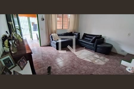 Casa à venda com 96m², 2 quartos e 1 vaga Casa à venda com 96m², 2 quartos e 1 vagaSala