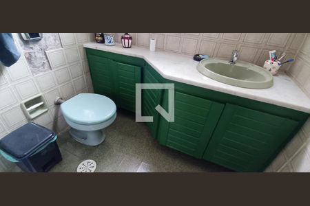 Casa à venda com 96m², 2 quartos e 1 vaga Casa à venda com 96m², 2 quartos e 1 vagaBanheiro