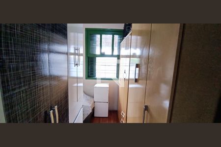 Closet de casa à venda com 2 quartos, 96m² em Jardim Monte Kemel, São Paulo