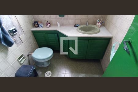 Casa à venda com 96m², 2 quartos e 1 vaga Casa à venda com 96m², 2 quartos e 1 vagaBanheiro