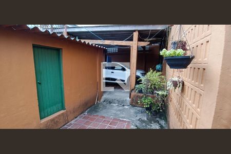 Casa à venda com 96m², 2 quartos e 1 vaga Casa à venda com 96m², 2 quartos e 1 vagaQuintal