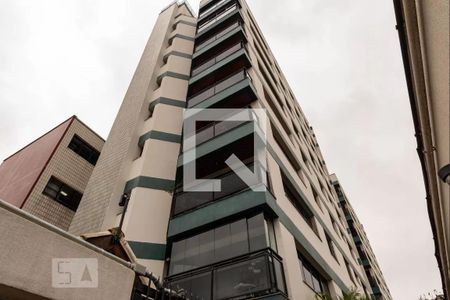 Apartamento para alugar com 116m², 3 quartos e 2 vagas Apartamento para alugar com 116m², 3 quartos e 2 vagasFachada