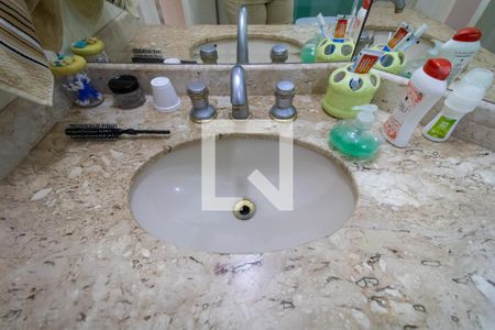 Apartamento para alugar com 116m², 3 quartos e 2 vagas Apartamento para alugar com 116m², 3 quartos e 2 vagasBanheiro
