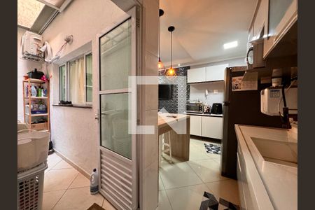Apartamento à venda com 54m², 2 quartos e 1 vagaCozinha