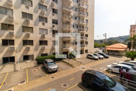 Apartamento à venda com 68m², 2 quartos e sem vagaVista