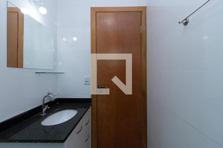Apartamento para alugar com 60m², 2 quartos e 1 vagaBanheiro