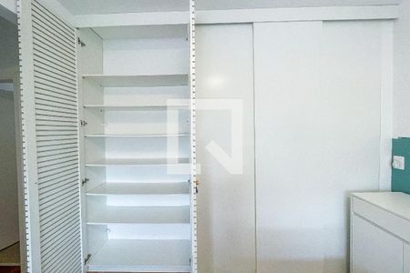 Apartamento para alugar com 103m², 3 quartos e 1 vagaCloset