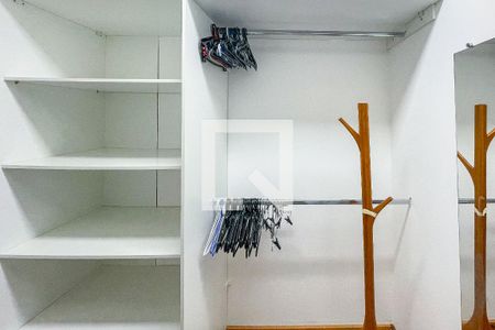 Apartamento para alugar com 103m², 3 quartos e 1 vagaCloset