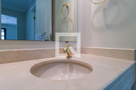 Apartamento à venda com 192m², 3 quartos e 4 vagasBanheiro 