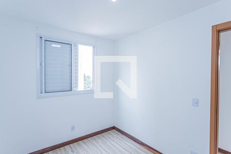 Quarto 2 de apartamento para alugar com 2 quartos, 44m² em Jardim Íris, São Paulo