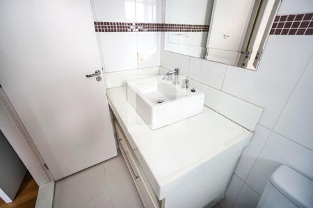 Apartamento à venda com 170m², 4 quartos e 3 vagasBanheiro da suíte 03