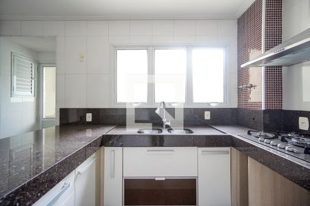 Apartamento à venda com 170m², 4 quartos e 3 vagasCozinha