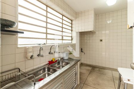 Casa para alugar com 450m², 4 quartos e 5 vagasCozinha