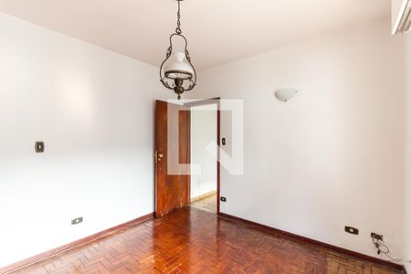 Casa para alugar com 450m², 4 quartos e 5 vagasQuarto 4