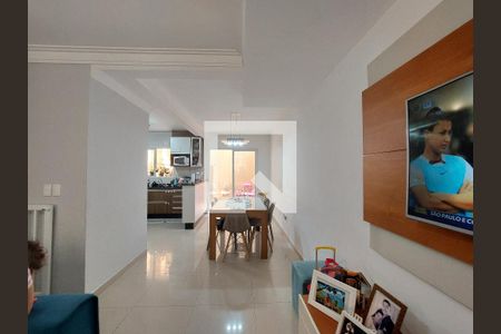 Sala de casa de condomínio para alugar com 3 quartos, 110m² em Pedreira, São Paulo