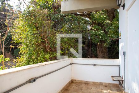 Casa à venda com 360m², 5 quartos e 4 vagasVaranda Quarto 2
