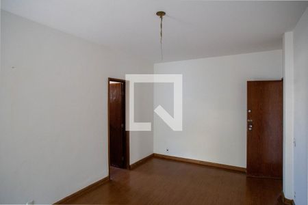 Casa à venda com 360m², 5 quartos e 4 vagasSuíte