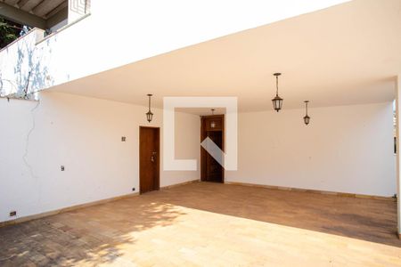 Casa à venda com 360m², 5 quartos e 4 vagasGaragem