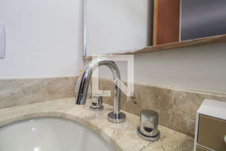 Casa de condomínio à venda com 103m², 3 quartos e 2 vagas Casa de condomínio à venda com 103m², 3 quartos e 2 vagasBanheiro