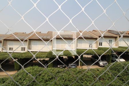 Casa de condomínio à venda com 103m², 3 quartos e 2 vagas Casa de condomínio à venda com 103m², 3 quartos e 2 vagasVista