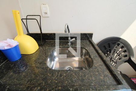 Casa de condomínio à venda com 103m², 3 quartos e 2 vagas Casa de condomínio à venda com 103m², 3 quartos e 2 vagasVaranda