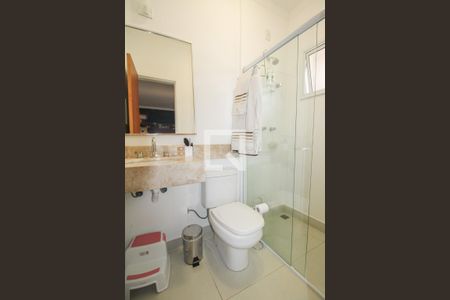 Casa de condomínio à venda com 103m², 3 quartos e 2 vagas Casa de condomínio à venda com 103m², 3 quartos e 2 vagasBanheiro