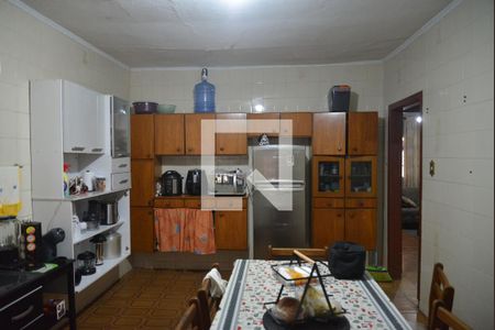 Casa à venda com 220m², 2 quartos e 2 vagasCozinha