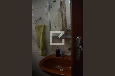 Casa à venda com 220m², 2 quartos e 2 vagasBanheiro