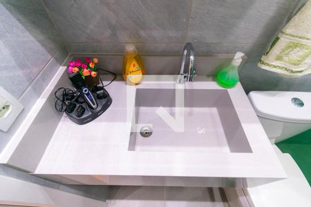 Apartamento à venda com 61m², 3 quartos e 1 vaga Apartamento à venda com 61m², 3 quartos e 1 vagaBanheiro 2