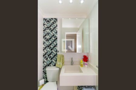 Apartamento à venda com 61m², 3 quartos e 1 vaga Apartamento à venda com 61m², 3 quartos e 1 vagaBanheiro da Suíte