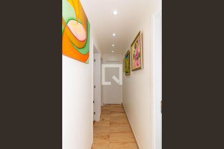 Corredor de apartamento à venda com 3 quartos, 61m² em Jardim Vila Formosa, São Paulo