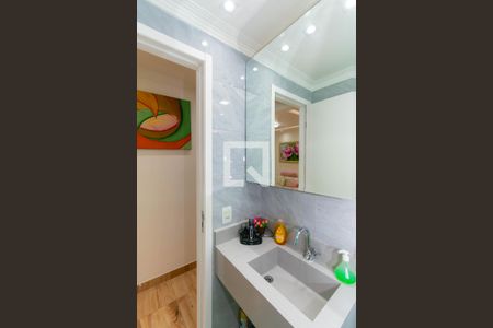 Apartamento à venda com 61m², 3 quartos e 1 vaga Apartamento à venda com 61m², 3 quartos e 1 vagaBanheiro 2