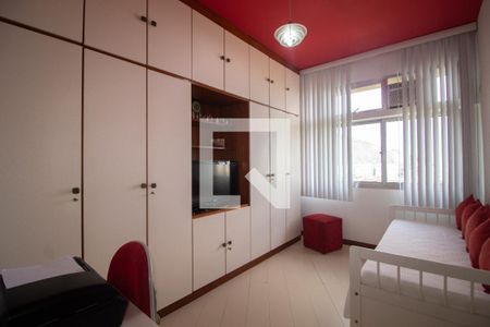 Apartamento à venda com 110m², 2 quartos e 2 vagasQuarto