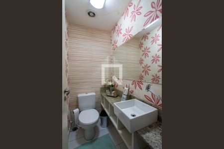 Apartamento à venda com 114m², 4 quartos e 2 vagasLavabo