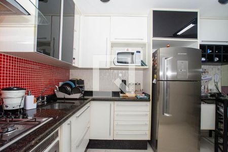 Apartamento à venda com 114m², 4 quartos e 2 vagasCozinha