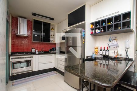 Apartamento à venda com 114m², 4 quartos e 2 vagasCozinha