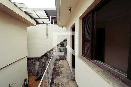 Casa à venda com 214m², 4 quartos e 2 vagas Casa à venda com 214m², 4 quartos e 2 vagasQuintal