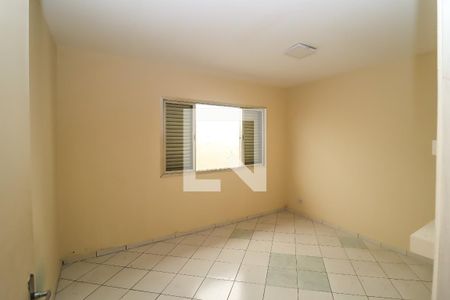 Casa à venda com 214m², 4 quartos e 2 vagas Casa à venda com 214m², 4 quartos e 2 vagasQuarto 2